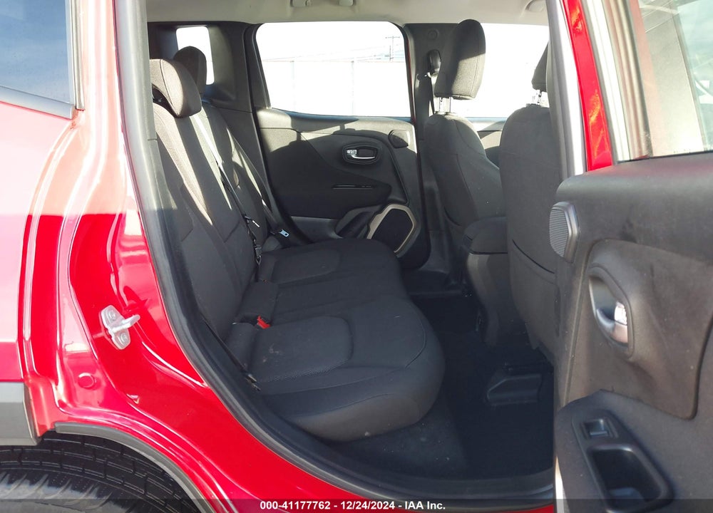 2015 JEEP RENEGADE LATITUDE VIN: ZACCJBBTXFPC16566