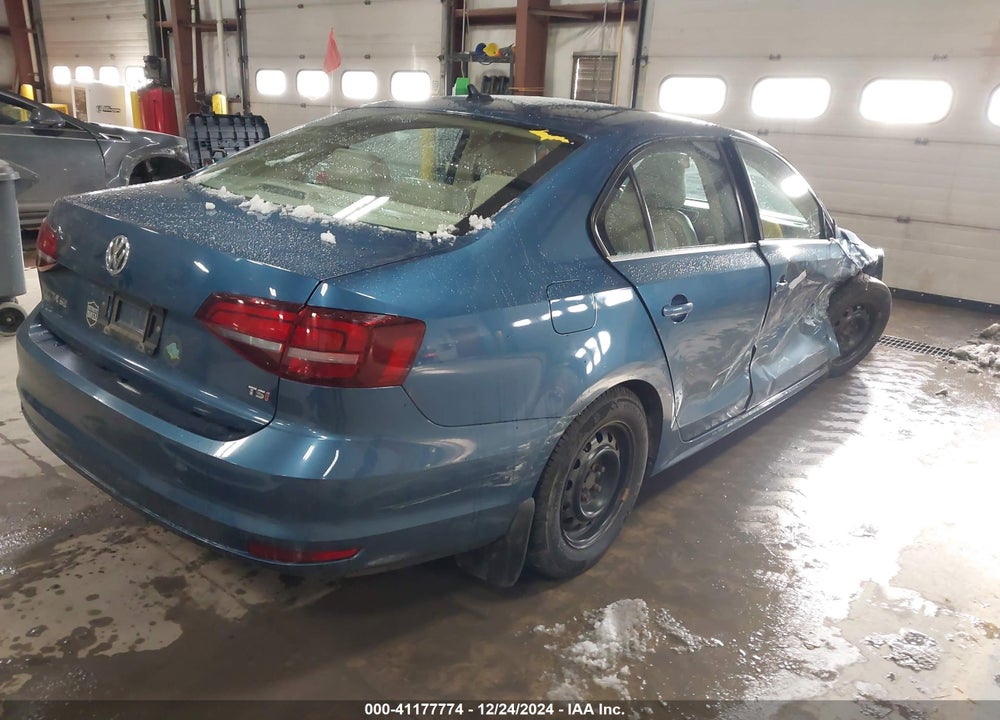 2017 VOLKSWAGEN JETTA 1.4T SE VIN: 3VWB67AJ8HM317537
