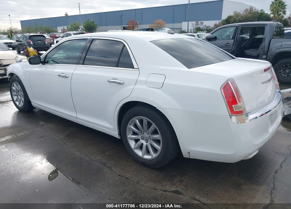 2013 CHRYSLER 300C VIN: 2C3CCAEGXDH606430