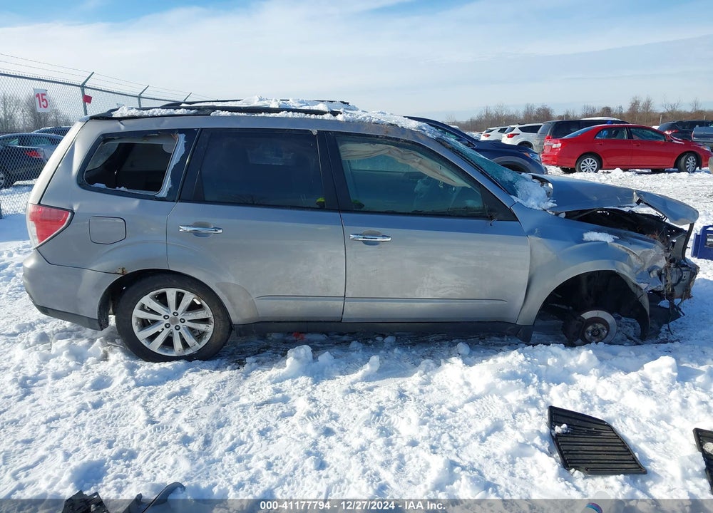 2011 SUBARU FORESTER 2.5X PREMIUM VIN: JF2SHADC3BG783807