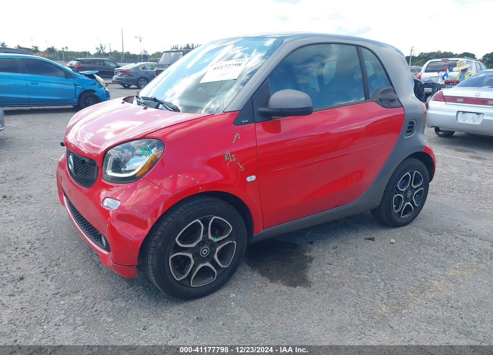 2017 SMART FORTWO VIN: WMEFJ5DA3HK173472