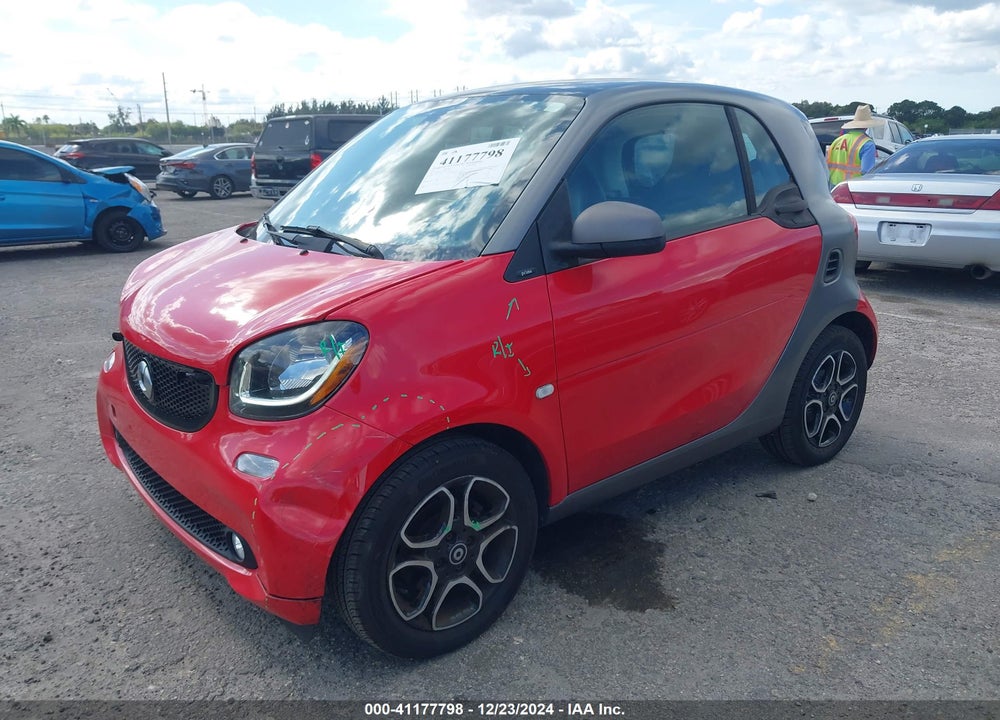 2017 SMART FORTWO VIN: WMEFJ5DA3HK173472