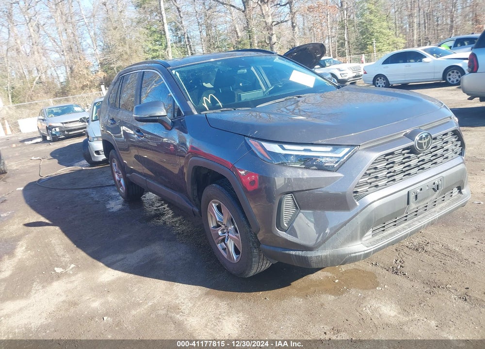 2022 TOYOTA RAV4 XLE VIN: 2T3P1RFV8NW278957