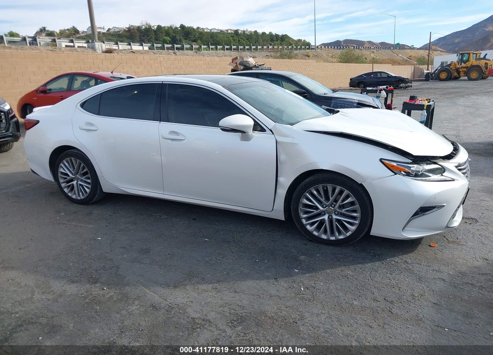 2016 LEXUS ES 350 VIN: JTHBK1GG3G2243424