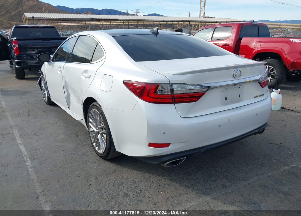 2016 LEXUS ES 350 VIN: JTHBK1GG3G2243424