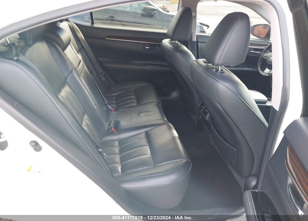 2016 LEXUS ES 350 VIN: JTHBK1GG3G2243424