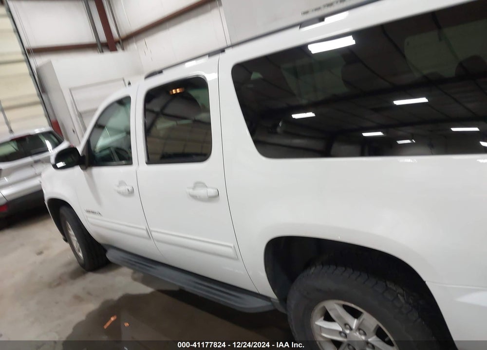 2014 GMC YUKON XL 1500 SLE VIN: 1GKS2HE72ER143711
