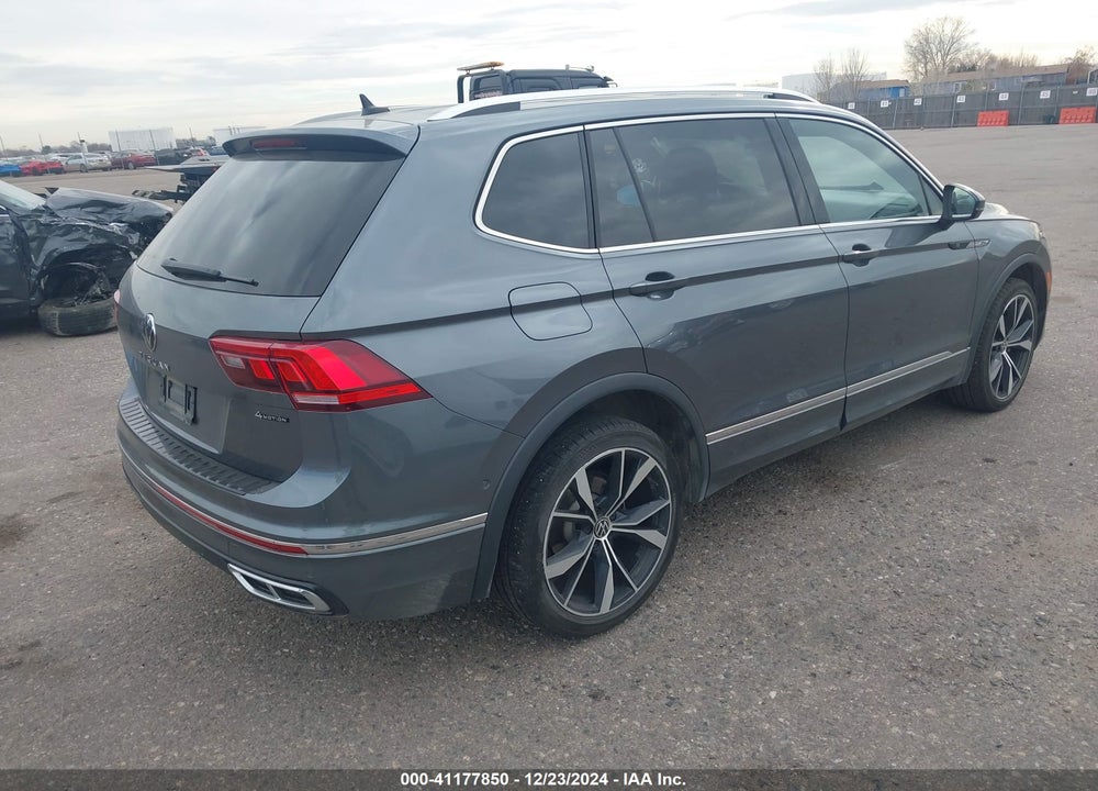 2022 VOLKSWAGEN TIGUAN 2.0T SEL R-LINE VIN: 3VV4B7AX0NM172146
