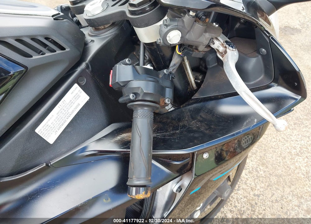 2022 YAMAHA YZFR1 VIN: JYARN66EXNA002009