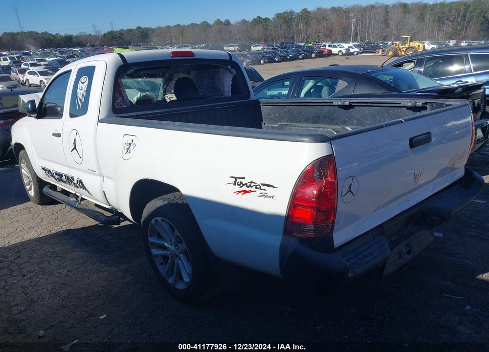 2015 TOYOTA TACOMA VIN: 5TFTX4CN0FX060433