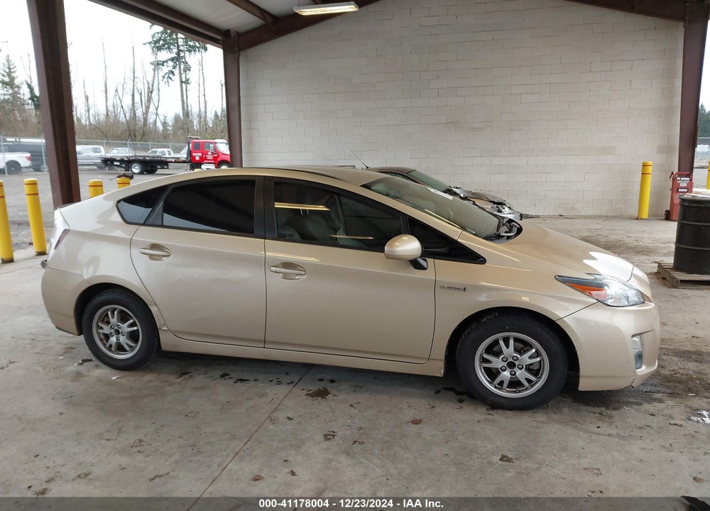 2011 TOYOTA PRIUS VIN: JTDKN3DUXB0288458