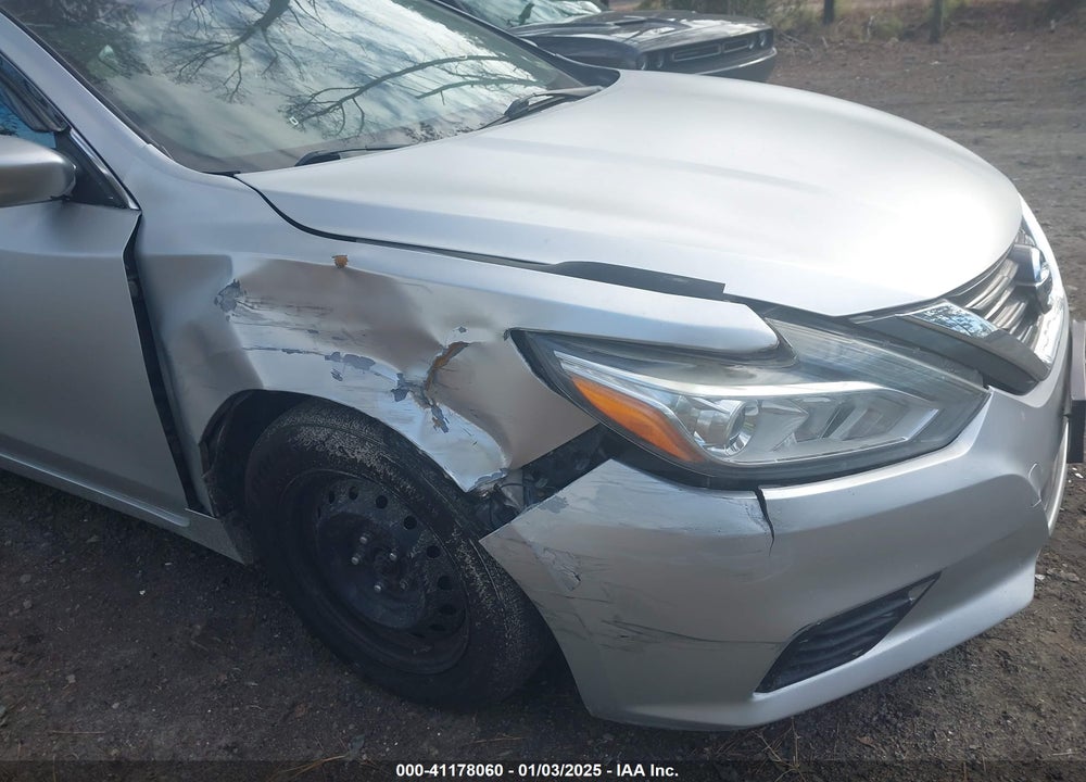 2017 NISSAN ALTIMA VIN: 1N4AL3AP1HN347964