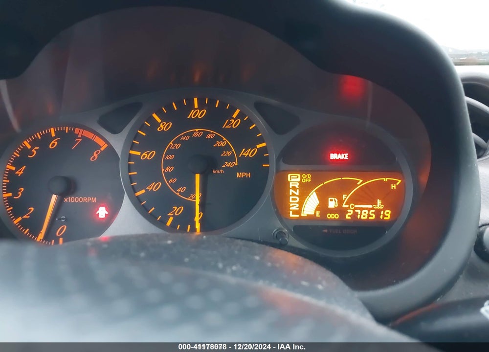 2001 TOYOTA CELICA GT VIN: JTDDR32T110079518