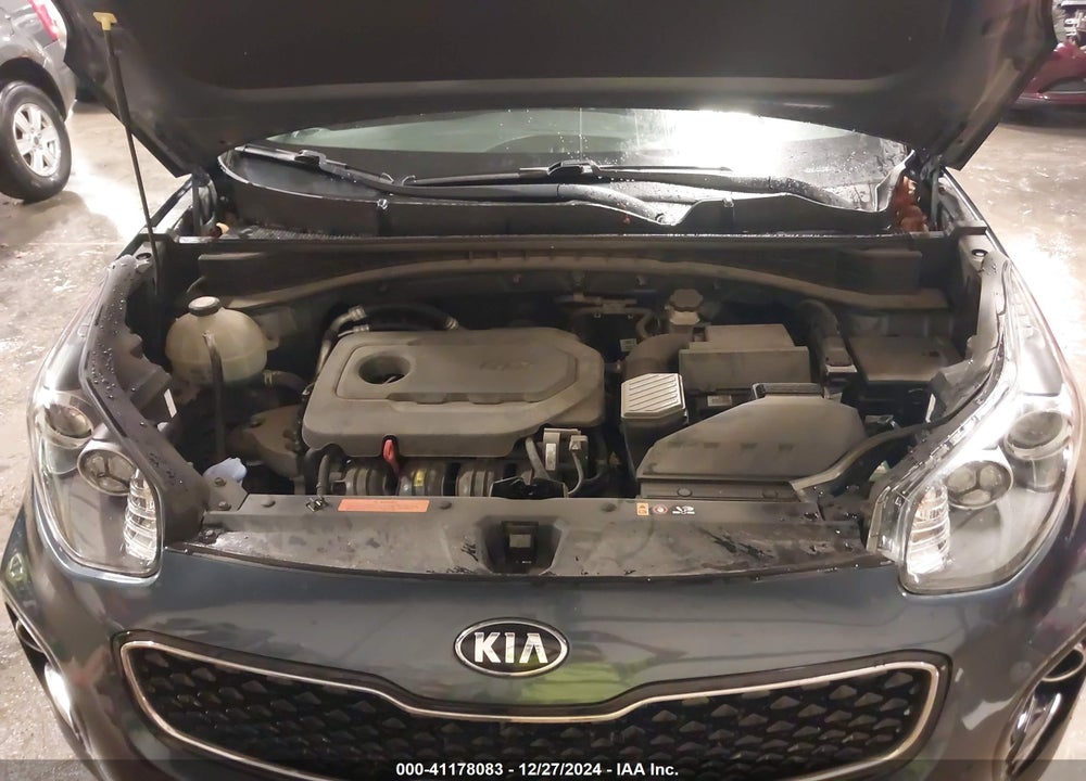 2018 KIA SPORTAGE EX VIN: KNDPNCAC8J7322257