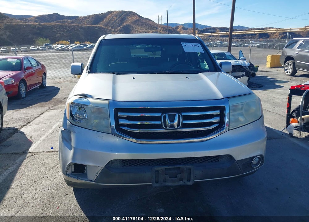 2012 HONDA PILOT EX VIN: 5FNYF3H46CB038400