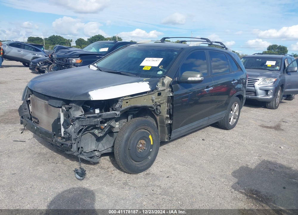 2013 KIA SORENTO EX V6 VIN: 5XYKU4A24DG328932