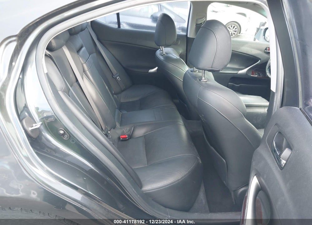 2006 LEXUS IS 350 VIN: JTHBE262465011477