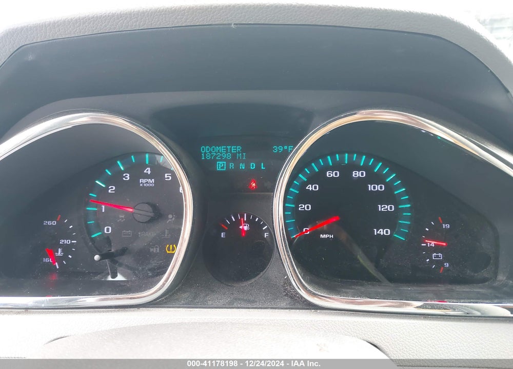 2012 CHEVROLET TRAVERSE LS VIN: 1GNKRFED8CJ359549