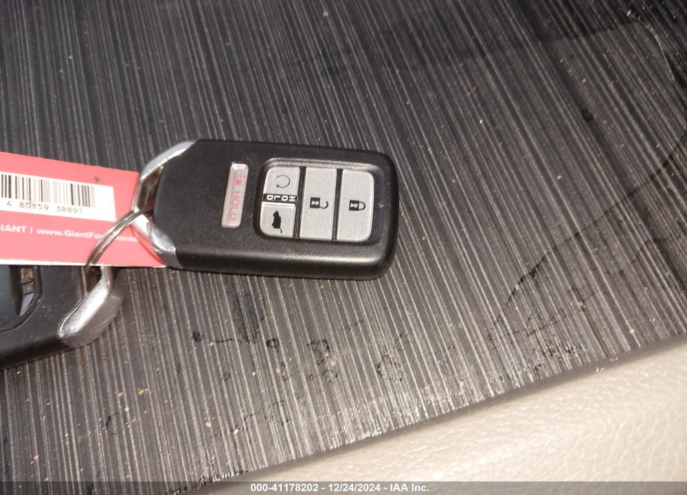 2018 HONDA PILOT VIN: 5FNYF6H92JB053566