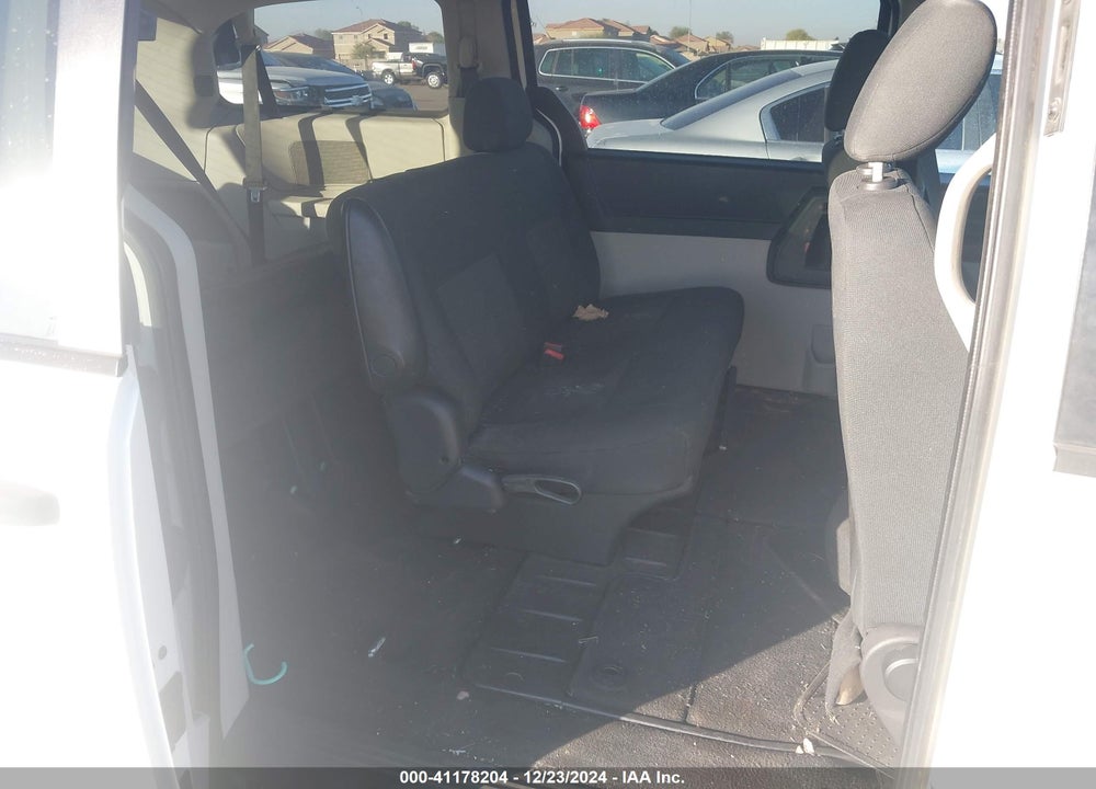 2008 DODGE GRAND CARAVAN VIN: 2D8HN44H98R633787