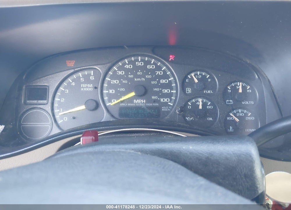 2001 CHEVROLET TAHOE LT VIN: 1GNEC13T81J249108
