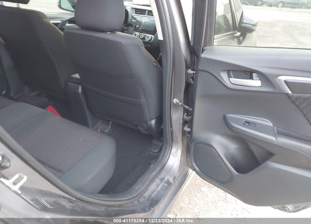2018 HONDA FIT SPORT VIN: 3HGGK5H64JM706824