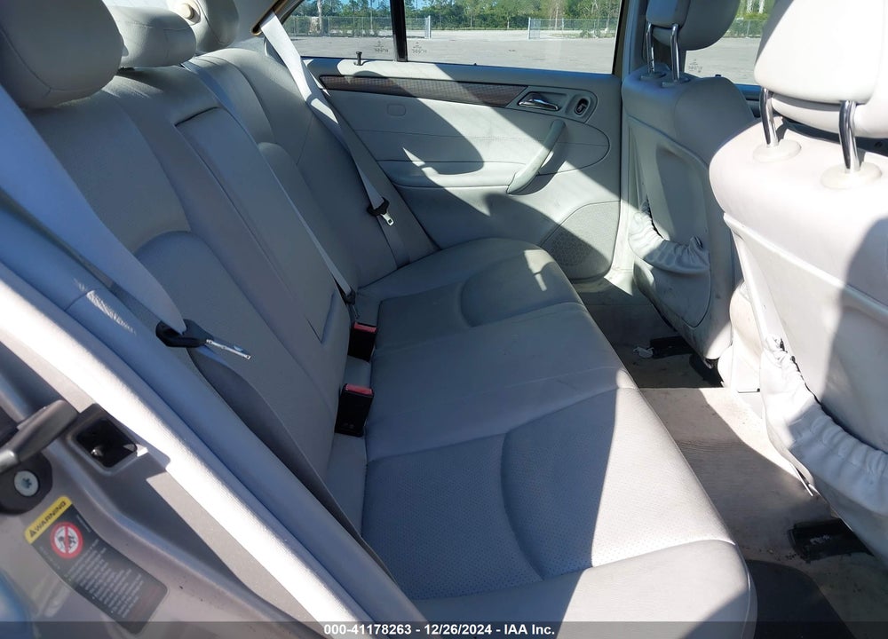 2004 MERCEDES-BENZ C 230 KOMPRESSOR SPORT/SPORT VIN: WDBRF40J74A612412