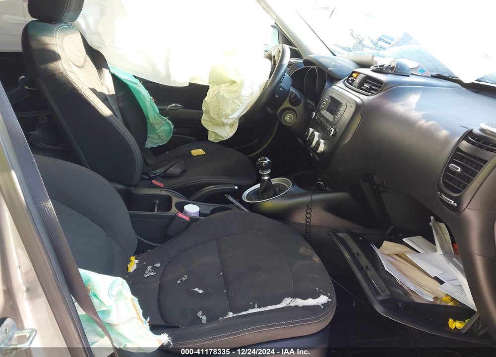 2015 KIA SOUL VIN: KNDJN2A21F7167937