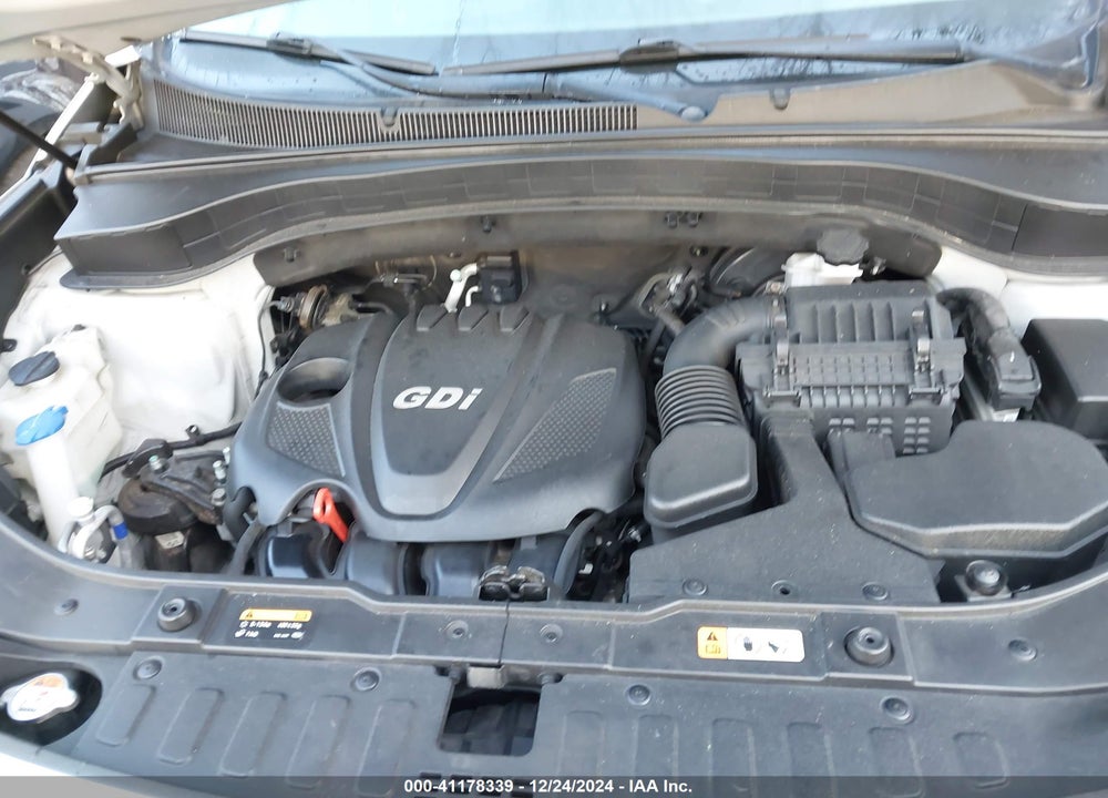 2015 KIA SORENTO LX VIN: 5XYKTCA67FG616978