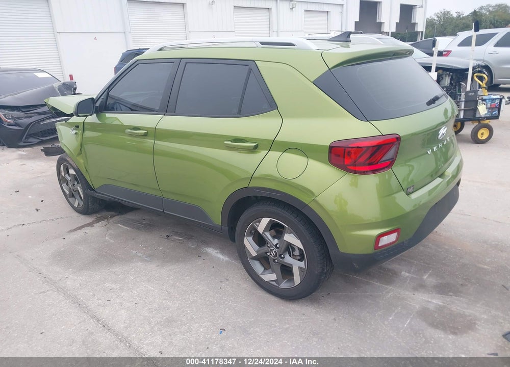 2022 HYUNDAI VENUE VIN: KMHRC8A37NU171572