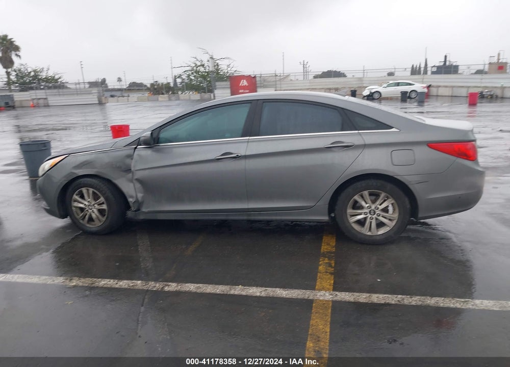 2013 HYUNDAI SONATA GLS VIN: 5NPEB4AC7DH795346