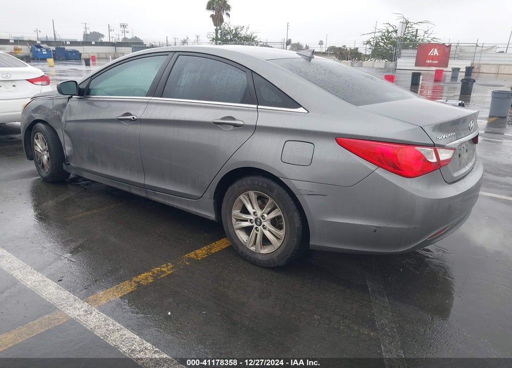 2013 HYUNDAI SONATA GLS VIN: 5NPEB4AC7DH795346