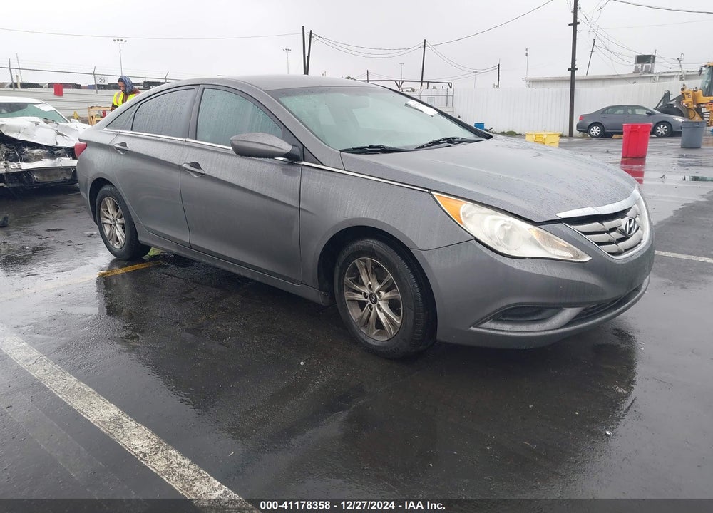 2013 HYUNDAI SONATA GLS VIN: 5NPEB4AC7DH795346