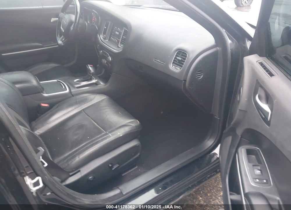 2019 DODGE CHARGER SXT RWD VIN: 2C3CDXBG5KH748170
