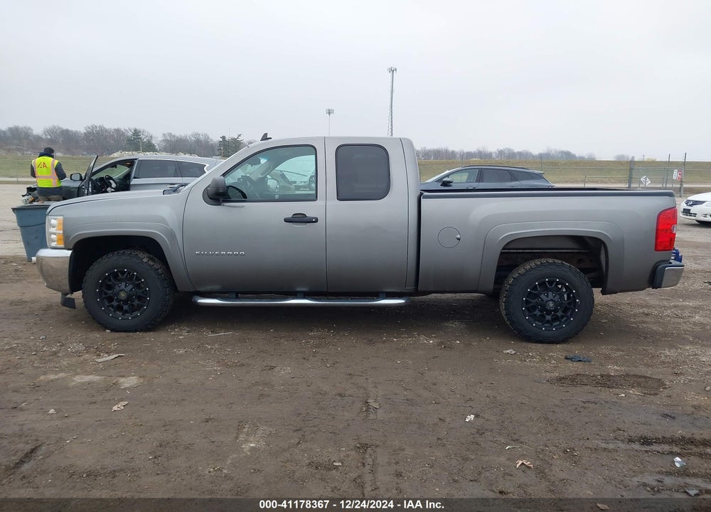 2013 CHEVROLET SILVERADO 1500 VIN: 1GCRKSE72DZ254345
