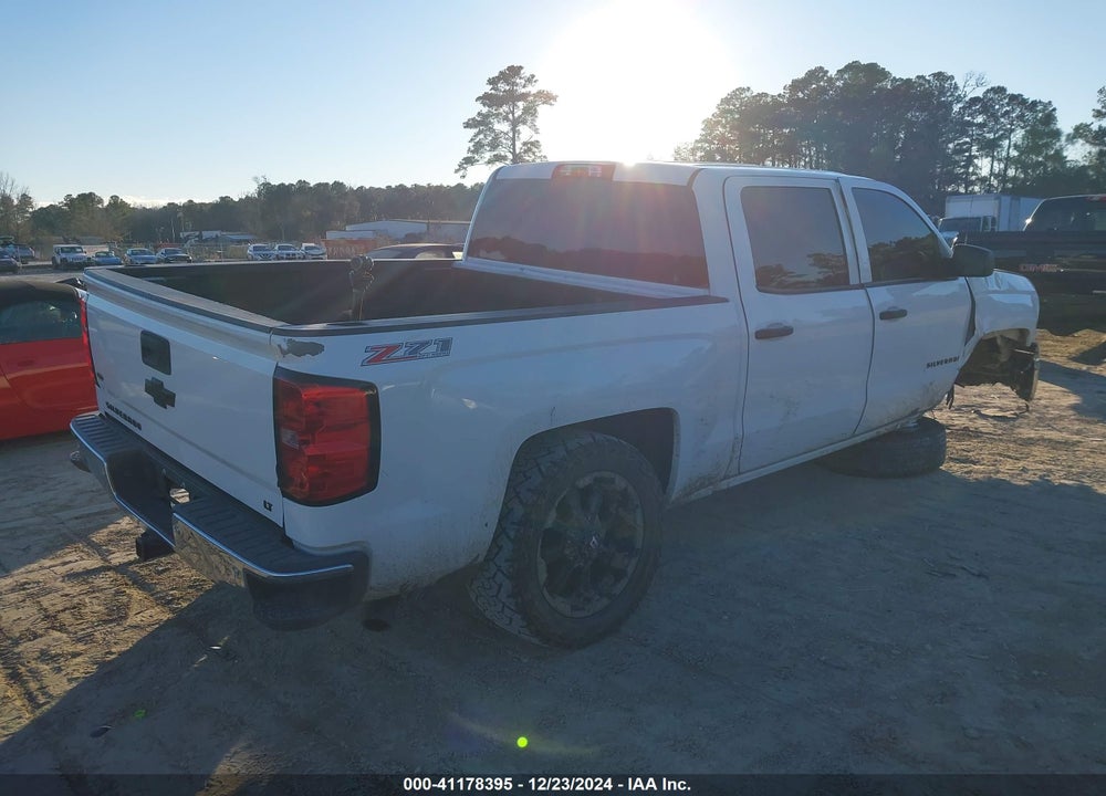2014 CHEVROLET SILVERADO 1500 LT VIN: 3GCUKREC5EG344798