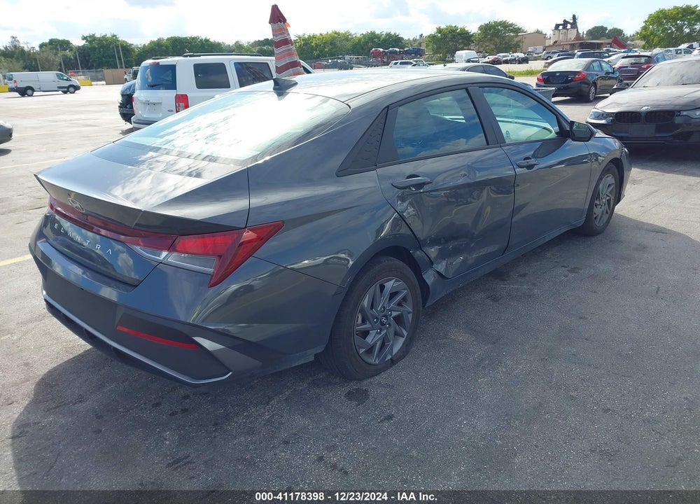 2024 HYUNDAI ELANTRA VIN: KMHLM4DG7RU664555