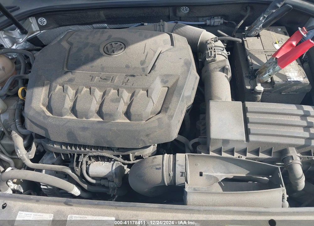 2018 VOLKSWAGEN PASSAT VIN: 1VWAA7A32JC049619