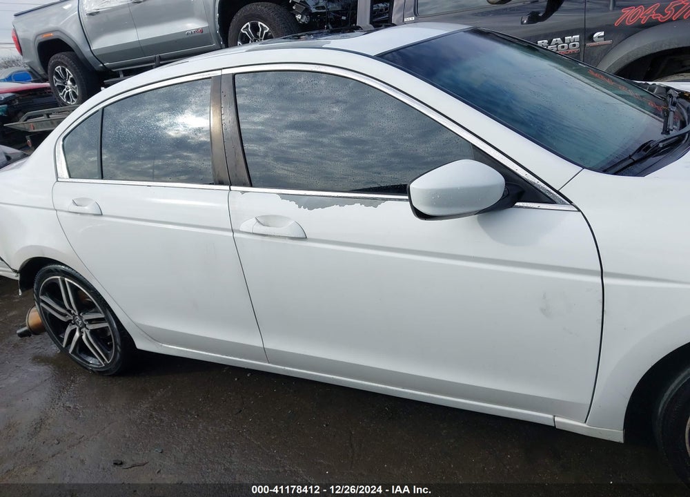 2010 HONDA ACCORD 2.4 EX-L VIN: 1HGCP2F82AA154594