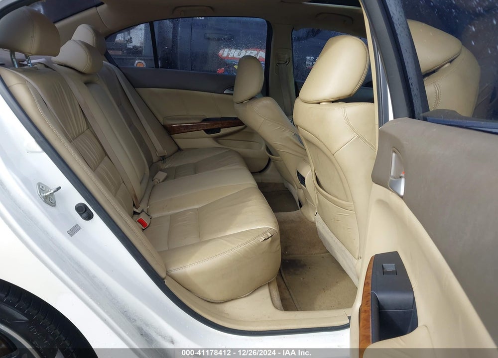 2010 HONDA ACCORD 2.4 EX-L VIN: 1HGCP2F82AA154594