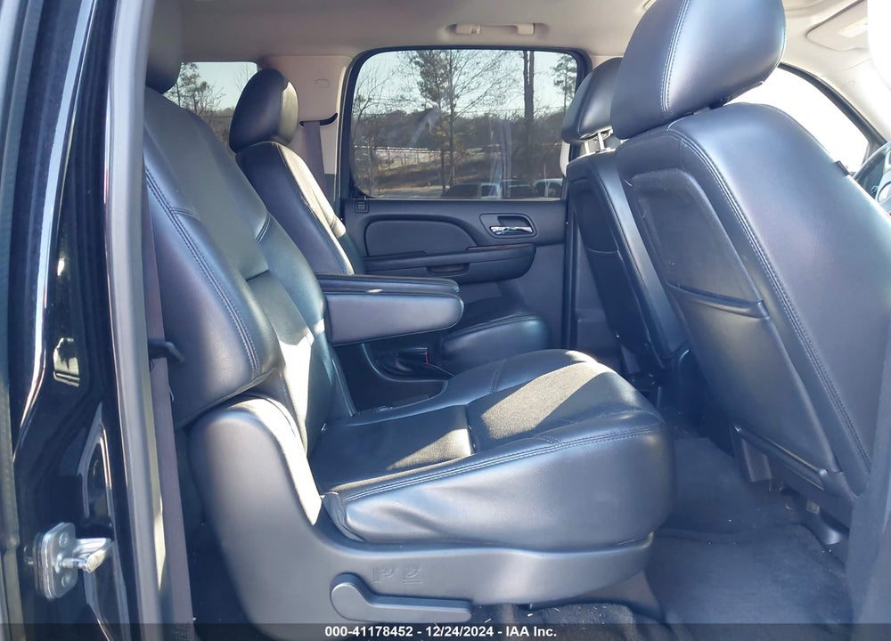 2013 CHEVROLET SUBURBAN 1500 VIN: 1GNSCKE07DR335513