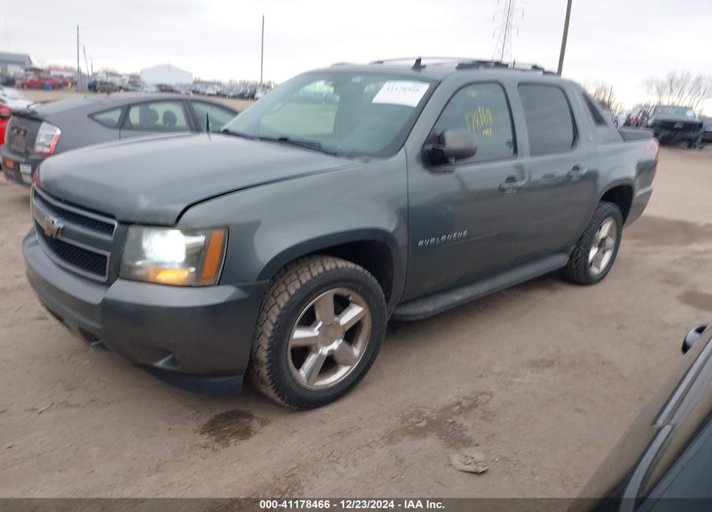 2011 CHEVROLET AVALANCHE 1500 LT1 VIN: 3GNTKFE39BG108023