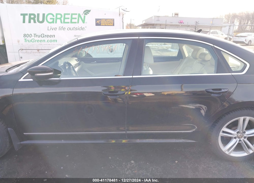2015 VOLKSWAGEN PASSAT 2.0L TDI SEL PREMIUM VIN: 1VWCV7A33FC016780
