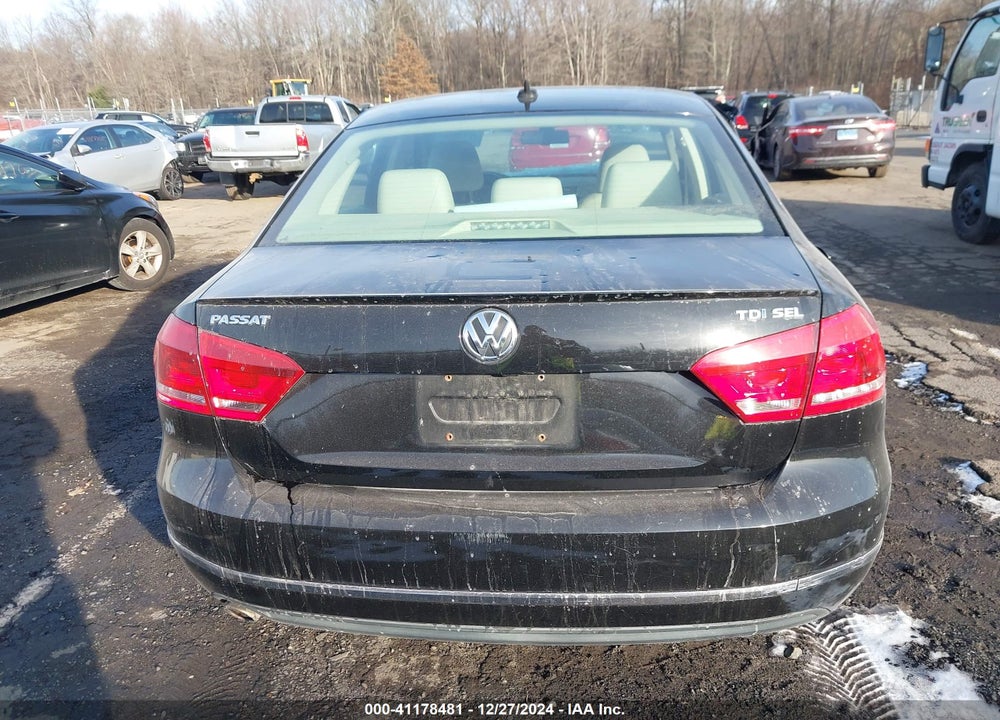 2015 VOLKSWAGEN PASSAT 2.0L TDI SEL PREMIUM VIN: 1VWCV7A33FC016780