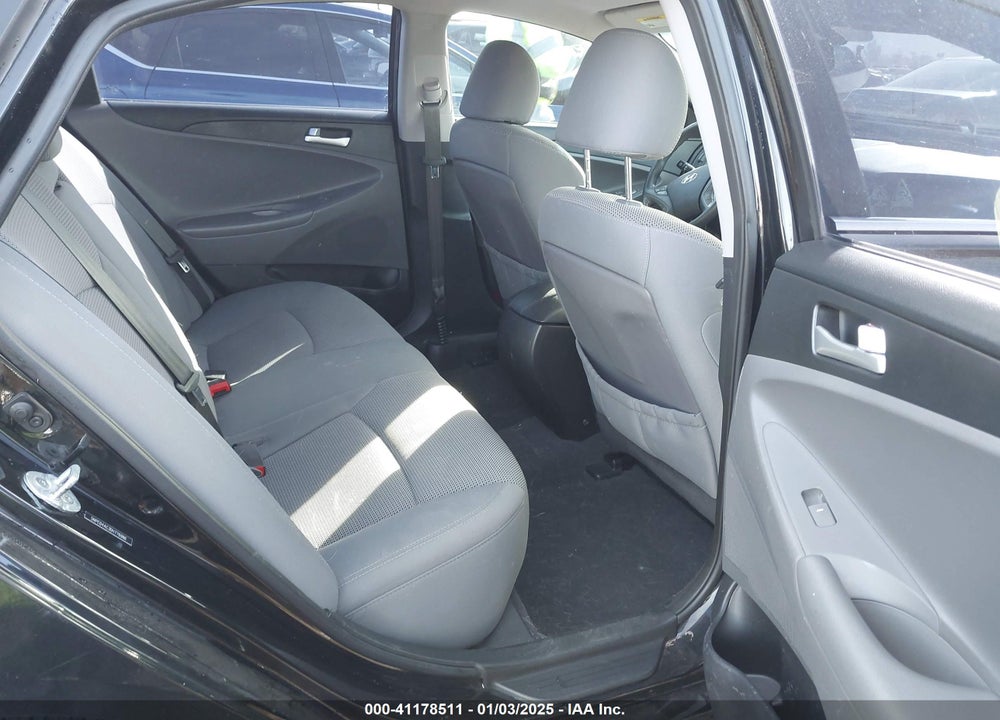 2013 HYUNDAI SONATA GLS VIN: 5NPEB4AC3DH776986