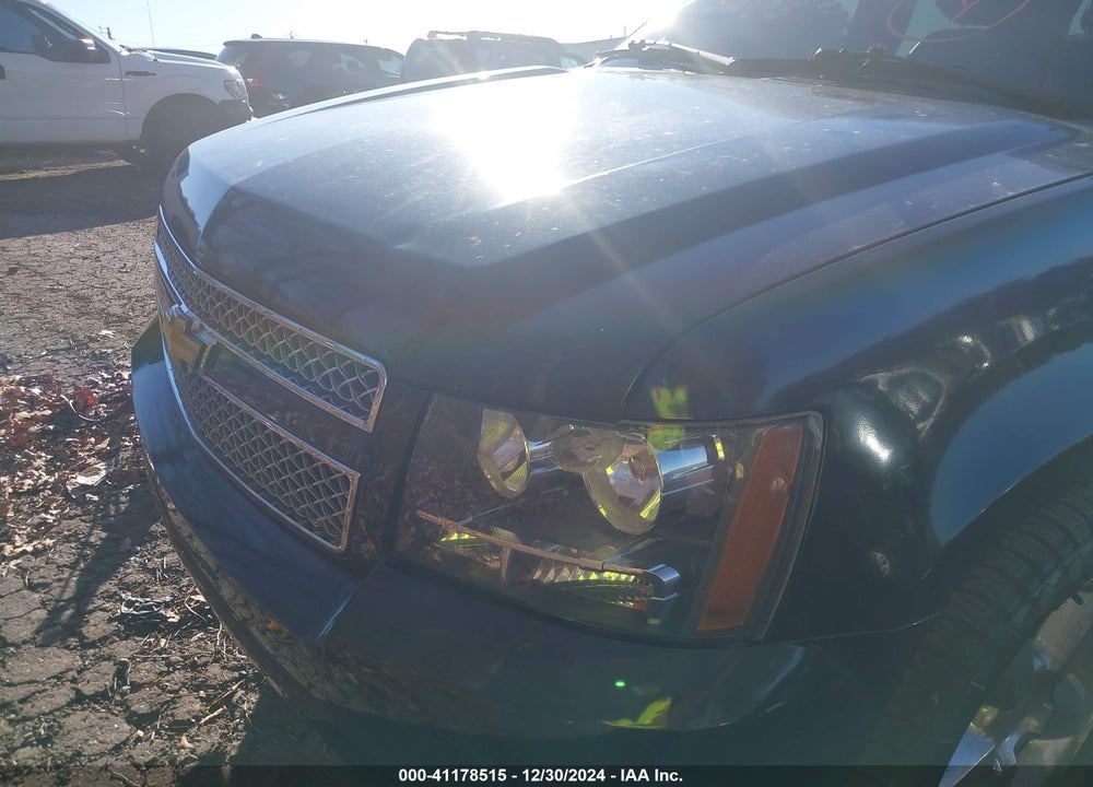 2007 CHEVROLET TAHOE LTZ VIN: 1GNFC13047J267429