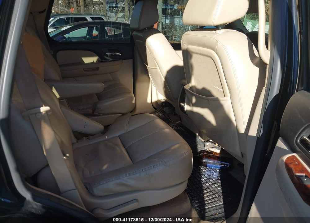 2007 CHEVROLET TAHOE LTZ VIN: 1GNFC13047J267429