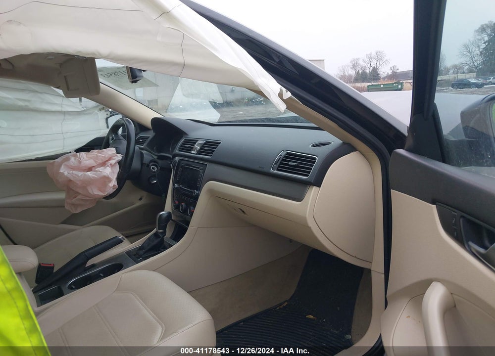 2014 VOLKSWAGEN PASSAT VIN: 1VWBS7A36EC098152