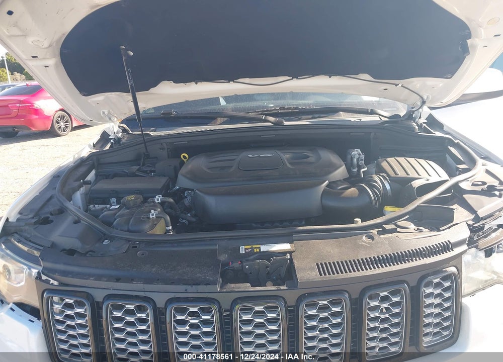2017 JEEP GRAND CHEROKEE VIN: 1C4RJEAG2HC823049