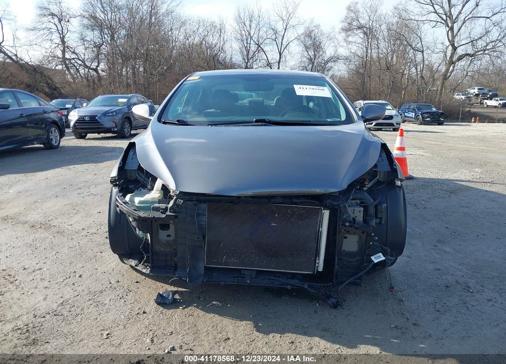 2013 HYUNDAI ELANTRA GLS VIN: 5NPDH4AE6DH272590
